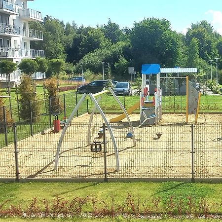 Apartament Amber Comfort Z Prywatnym Miejscem Parkingowym Колобжег Екстериор снимка