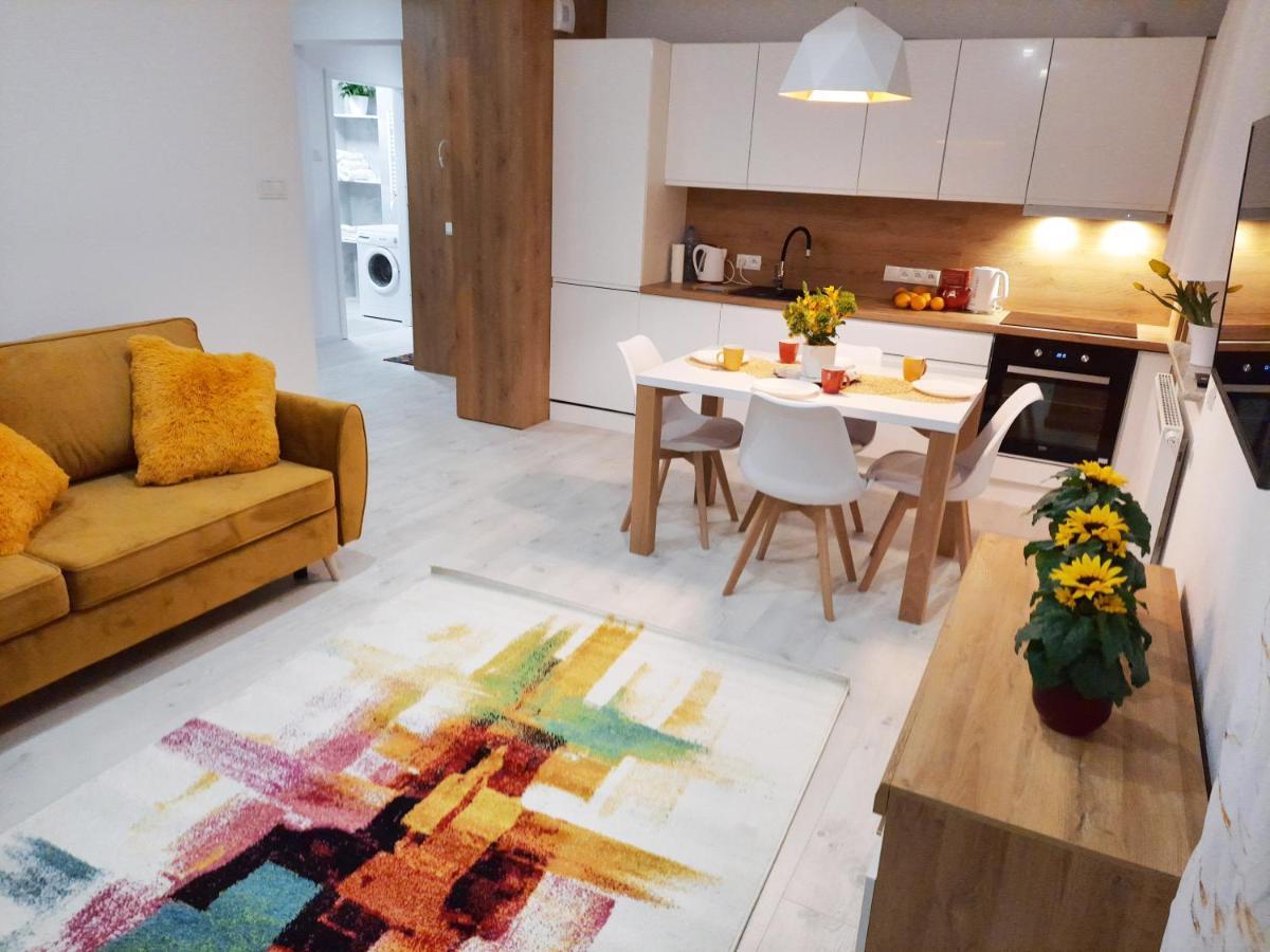 Apartament Amber Comfort Z Prywatnym Miejscem Parkingowym Колобжег Екстериор снимка