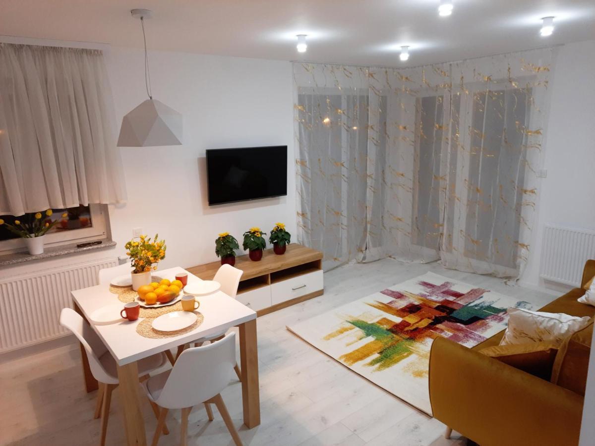 Apartament Amber Comfort Z Prywatnym Miejscem Parkingowym Колобжег Екстериор снимка